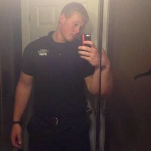 Meet your Posher, Derek